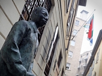 Памятник Нельсону Манделе в Милане – напоминание о терпимости