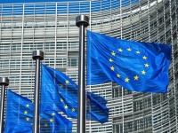 Италия готовится к евровыборам - как Европарламент за последние 5 лет изменил жизнь итальянцев к лучшему?